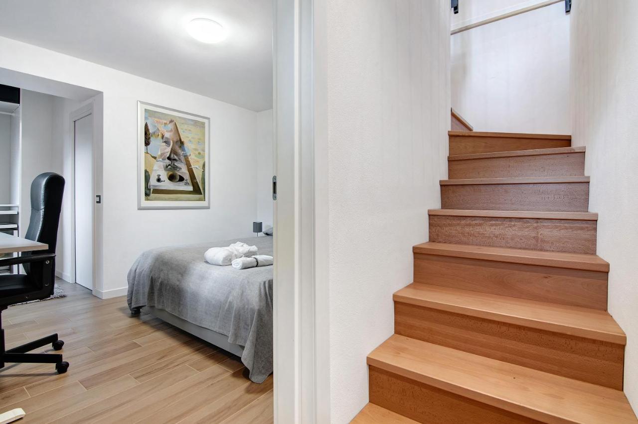 Fogazzaro Lake View Apartment Oria  Εξωτερικό φωτογραφία