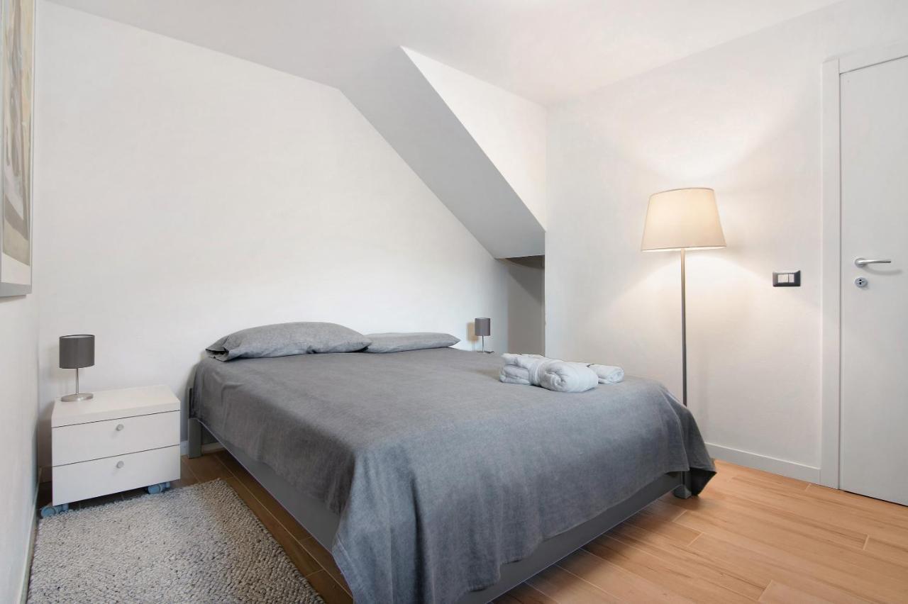 Fogazzaro Lake View Apartment Oria  Εξωτερικό φωτογραφία
