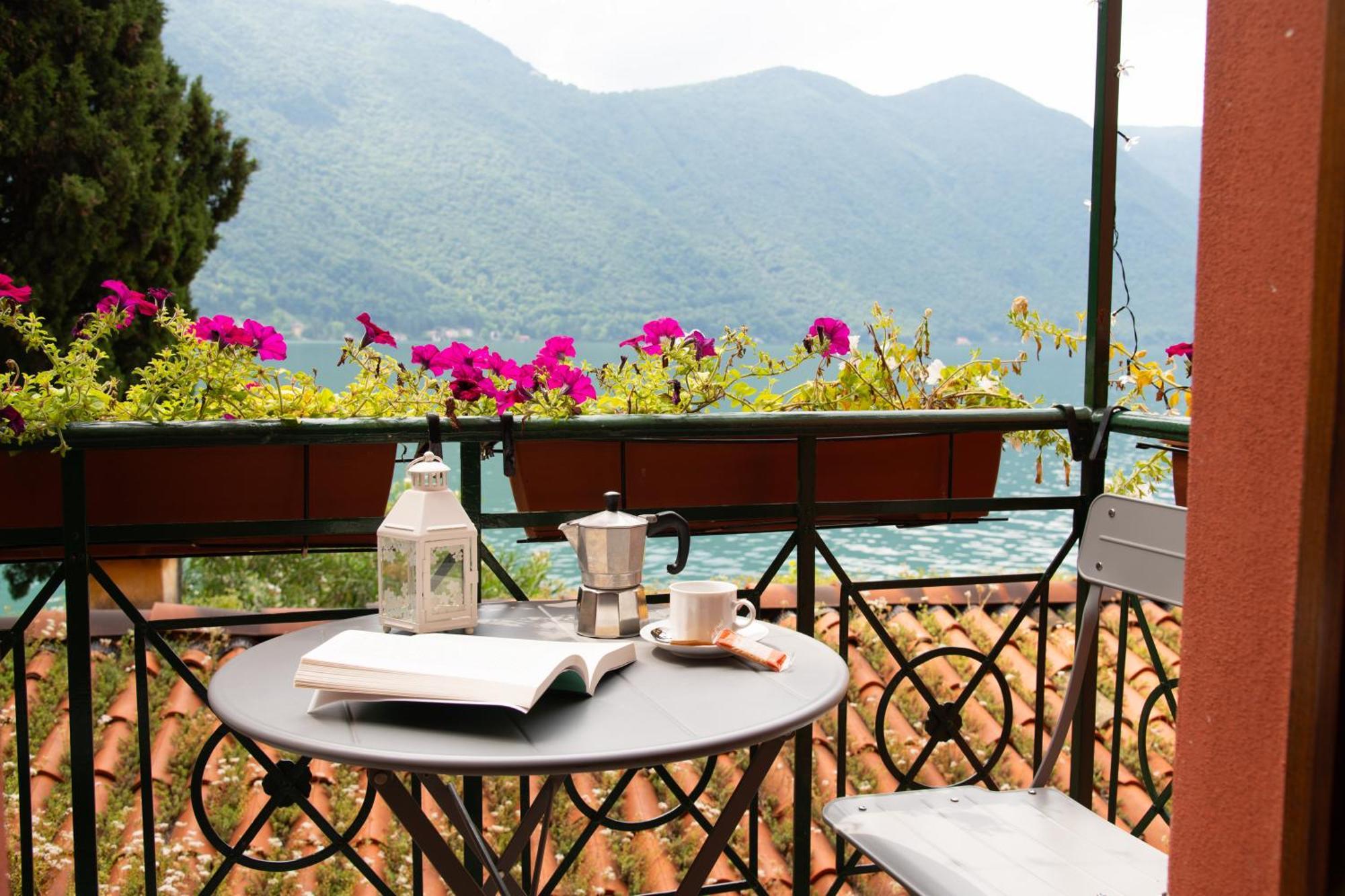 Fogazzaro Lake View Apartment Oria  Εξωτερικό φωτογραφία